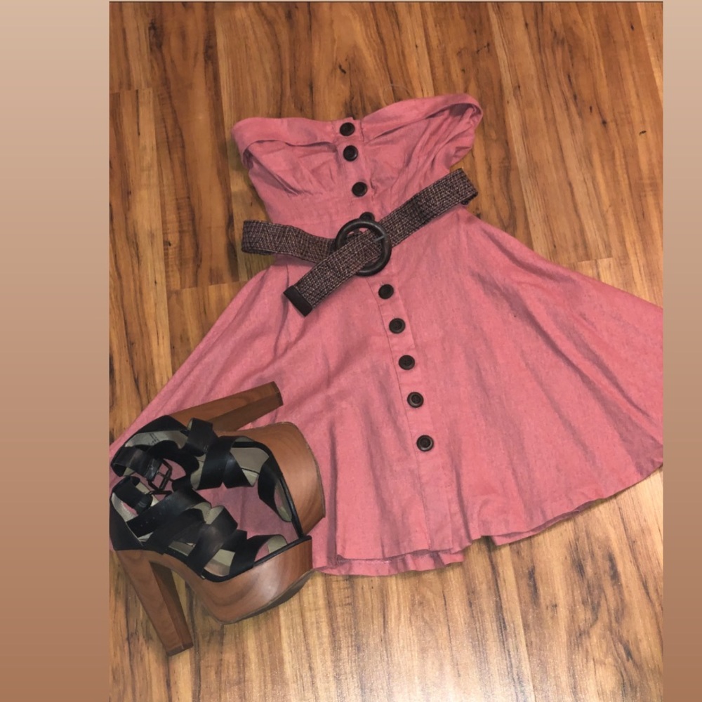 Dress - Picture 2 of 4